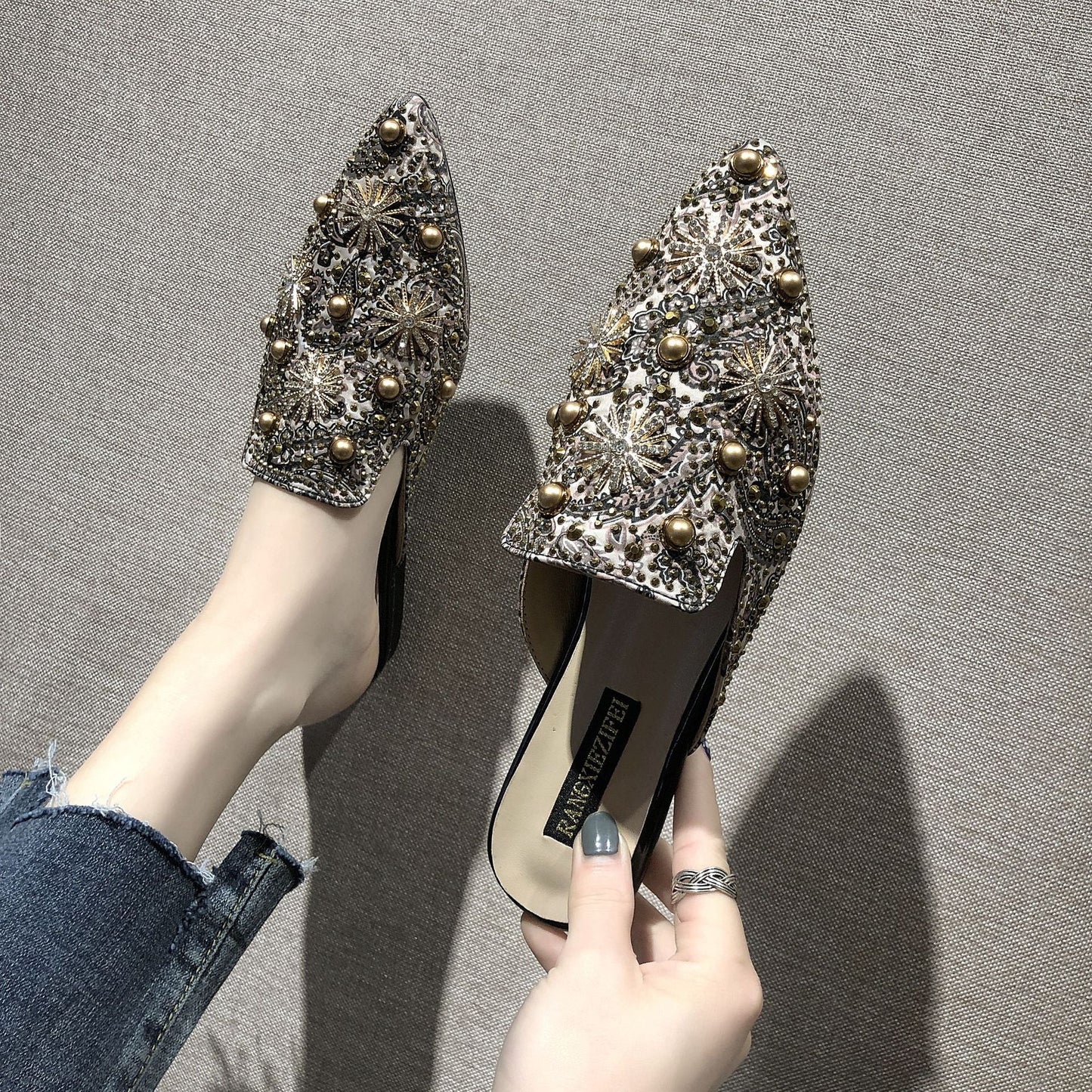 Baotou Half Slippers Women Flat Pointed Lazy Sandals And Slippers casual slippers