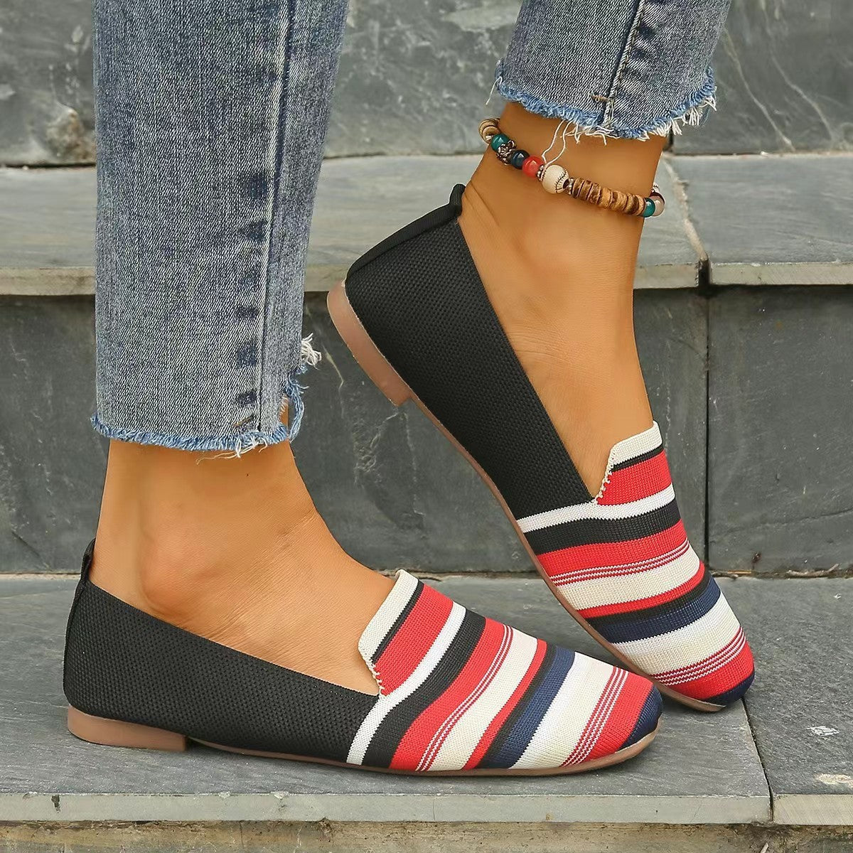 Women’s Low-Cut Square-Toe Flat Bottom Sneakers walking shoes