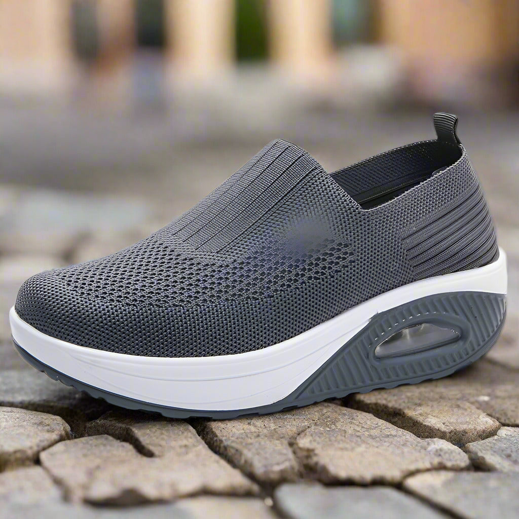 Women's shoes with thick sole and air cushion comfortable for casual sports breathable and fly woven soft soled women's shoes walking shoes