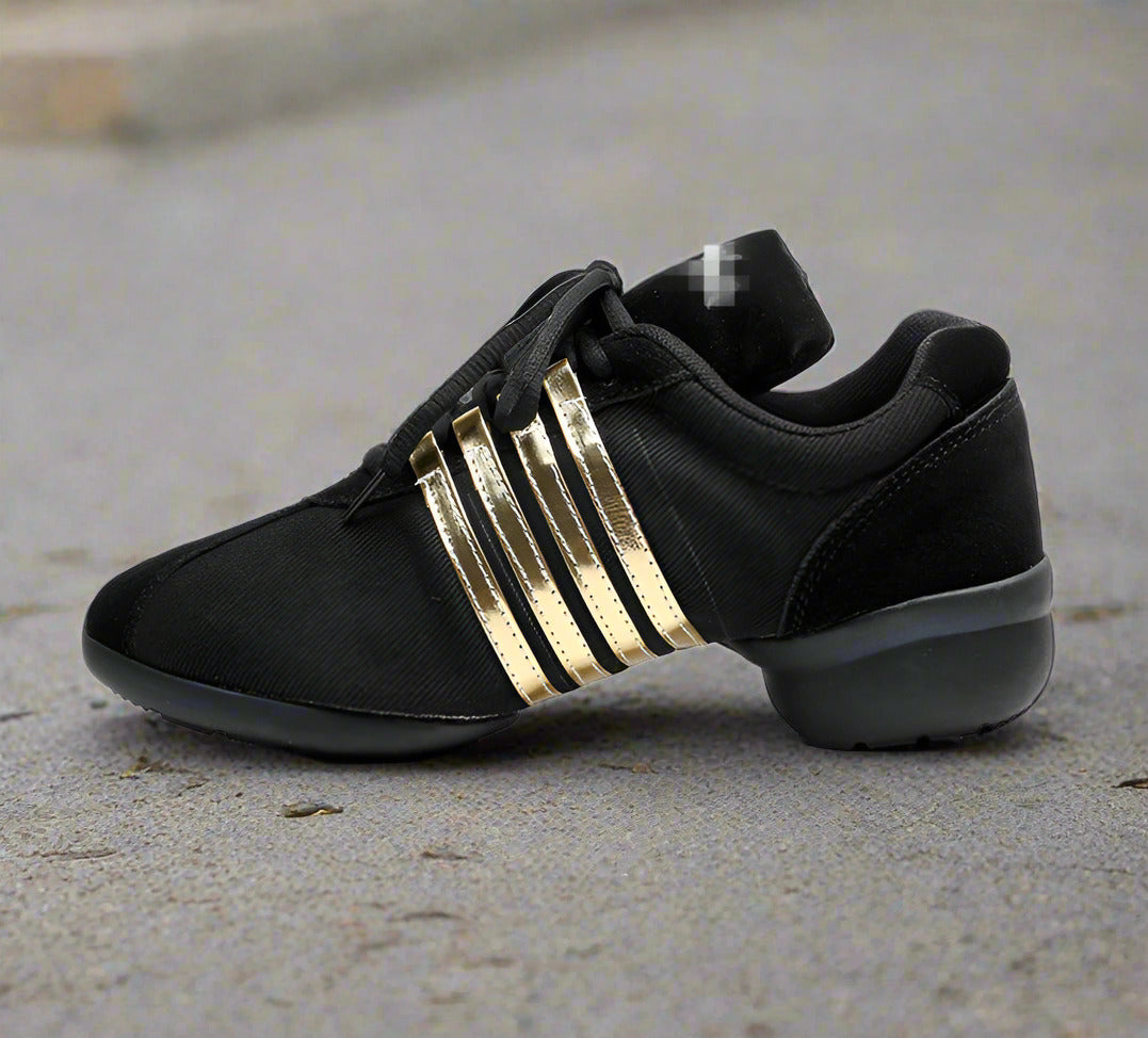 Canvas Modern Dancing Shoes Rubber Sole Indoor And Outdoor Elevator Shoes  walking shoes