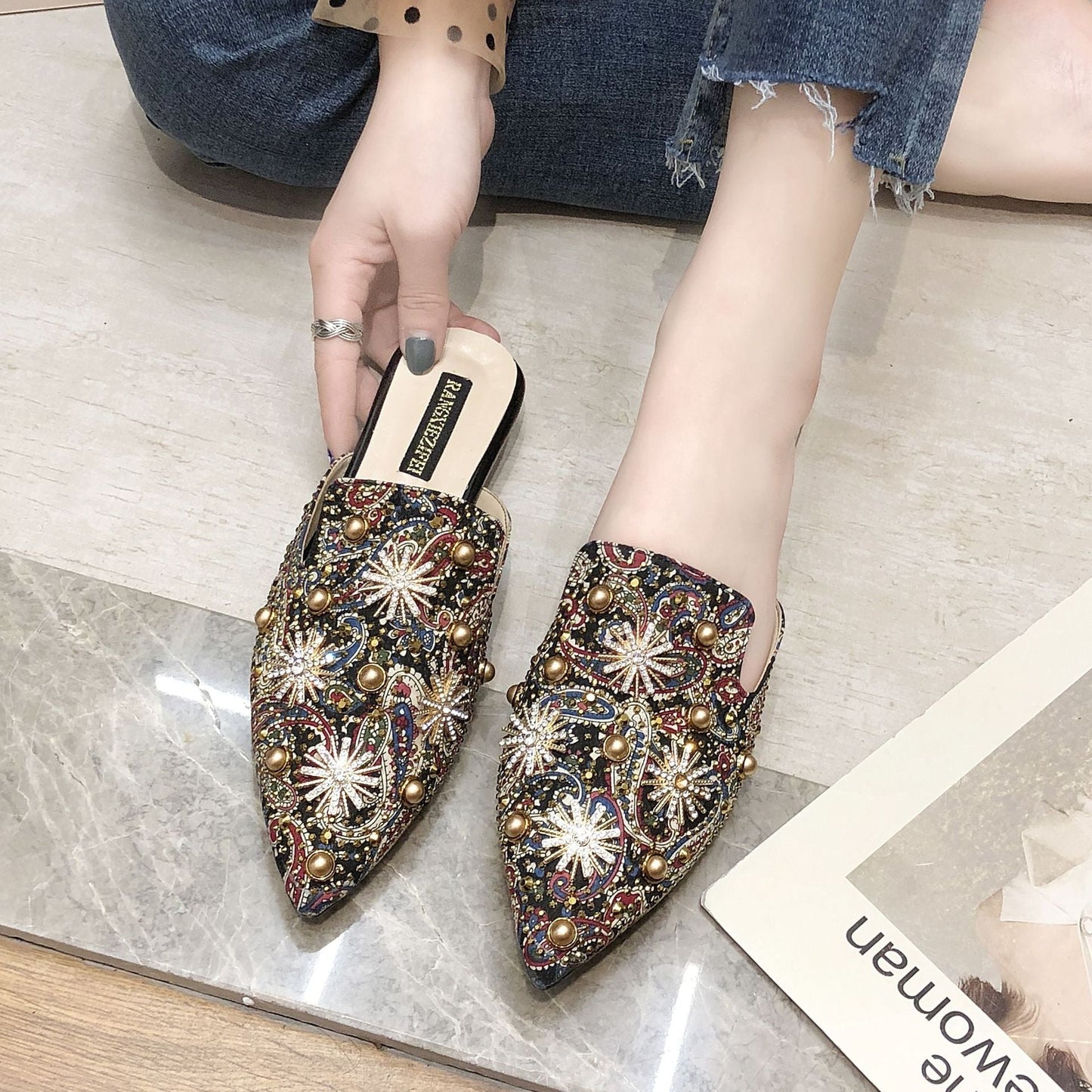 Baotou Half Slippers Women Flat Pointed Lazy Sandals And Slippers  casual slippers