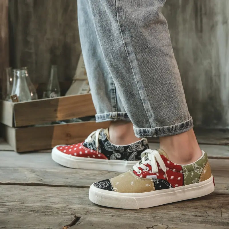 Canvas shoes  Sneakers