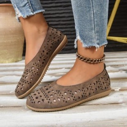Large-size Women's Pumps 