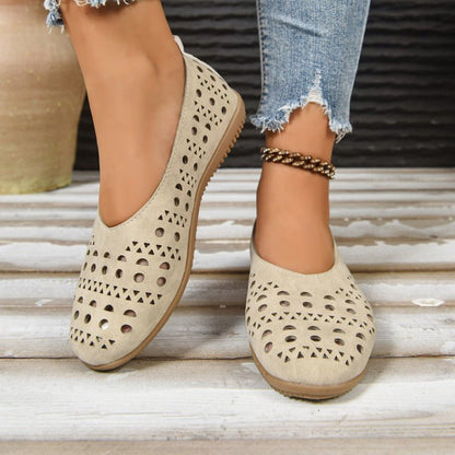 Large-size Women's Pumps 