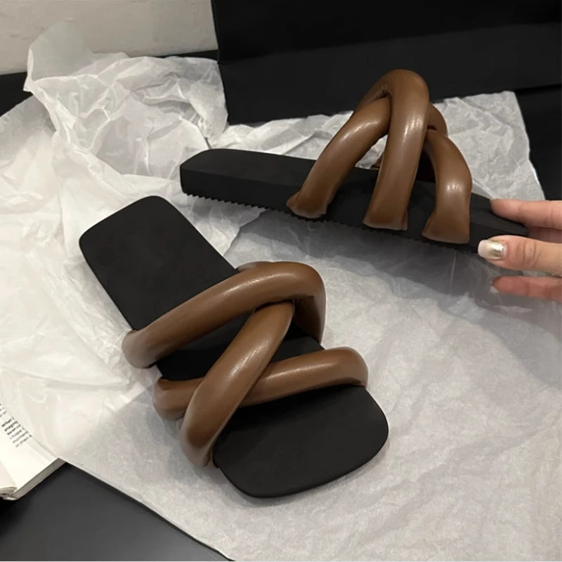 Brand Designer Slippers Summer New Flat Slippers Non-slip Fashion Silver Flip-flop Slides Beach Black Platform Open-toe Sandals  casual slippers