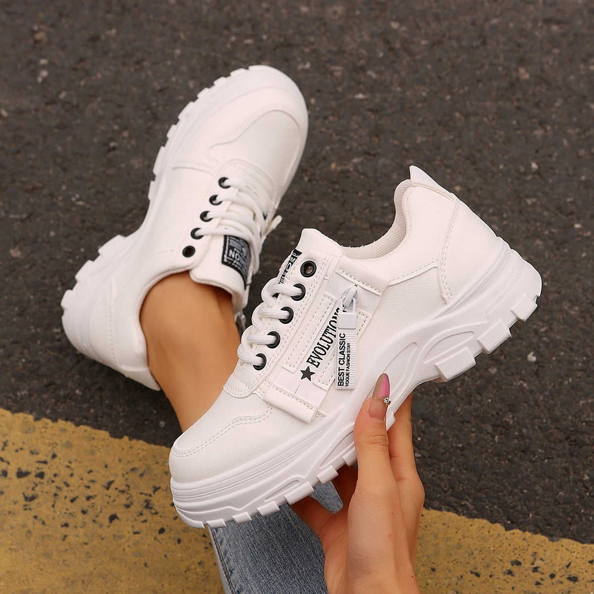 Lace-up Sports Shoes With Side-Zipper Design Fashion Thick-soled Round-toe Casual Shoes For Women Sneakers  walking shoes