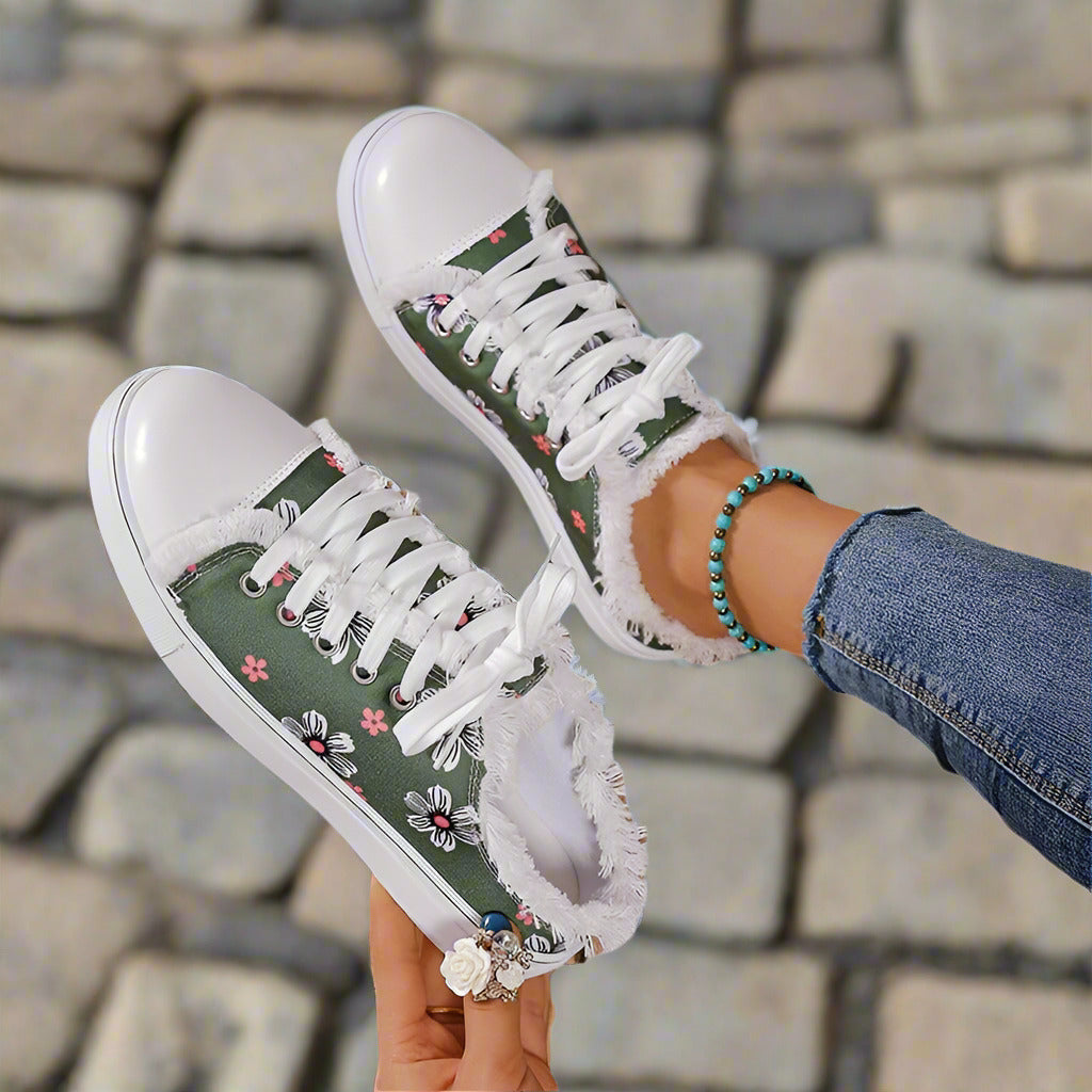 Spring And Autumn New Casual All-match Flat Lace-up Plus Size Low-top Canvas Shoes For Women  Sneakers
