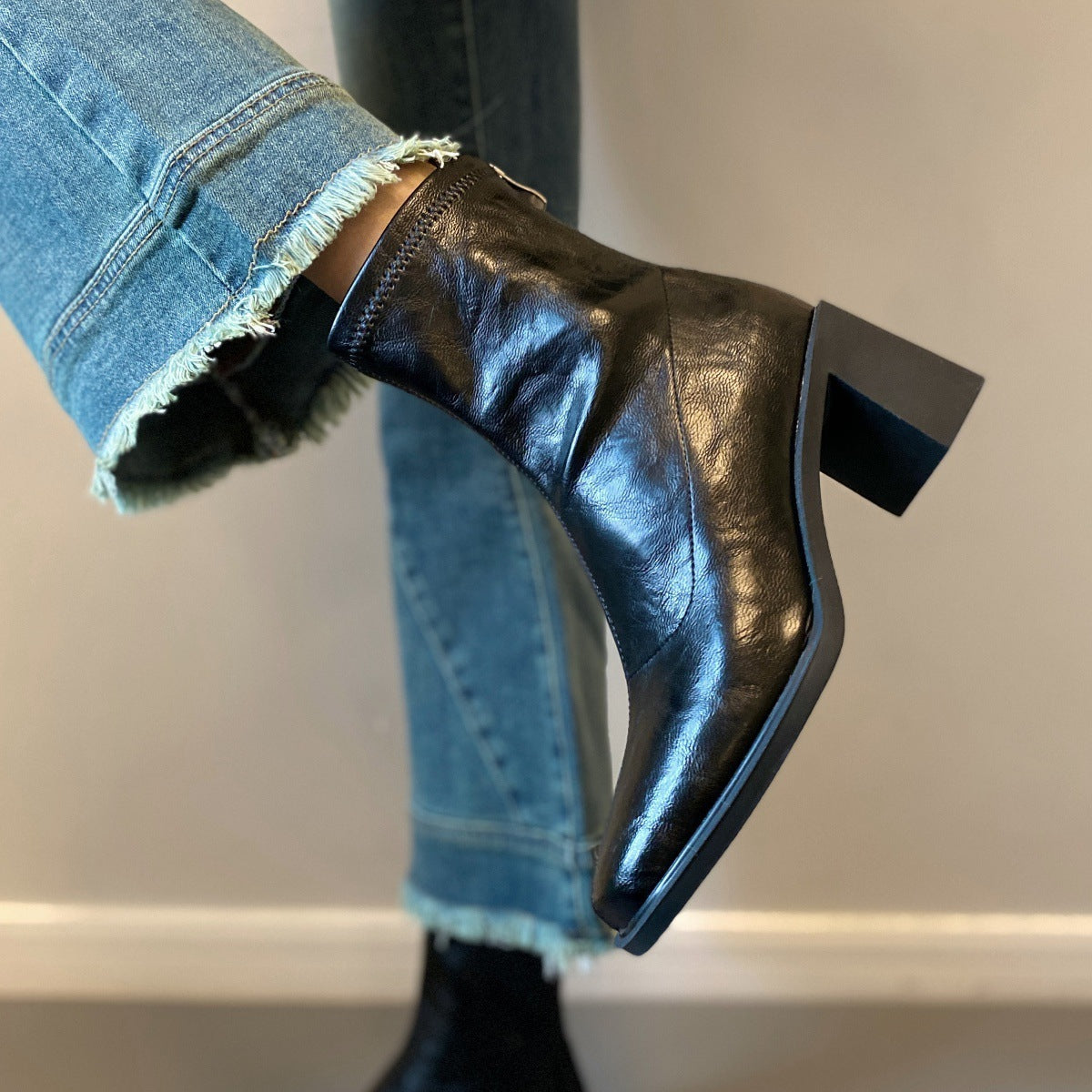 Commuter High Heel Stretch Retro Boots With Chunky Heels CJ