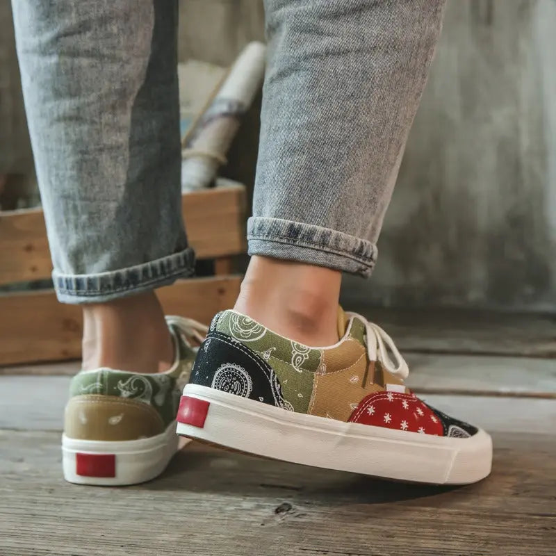 Canvas shoes  Sneakers