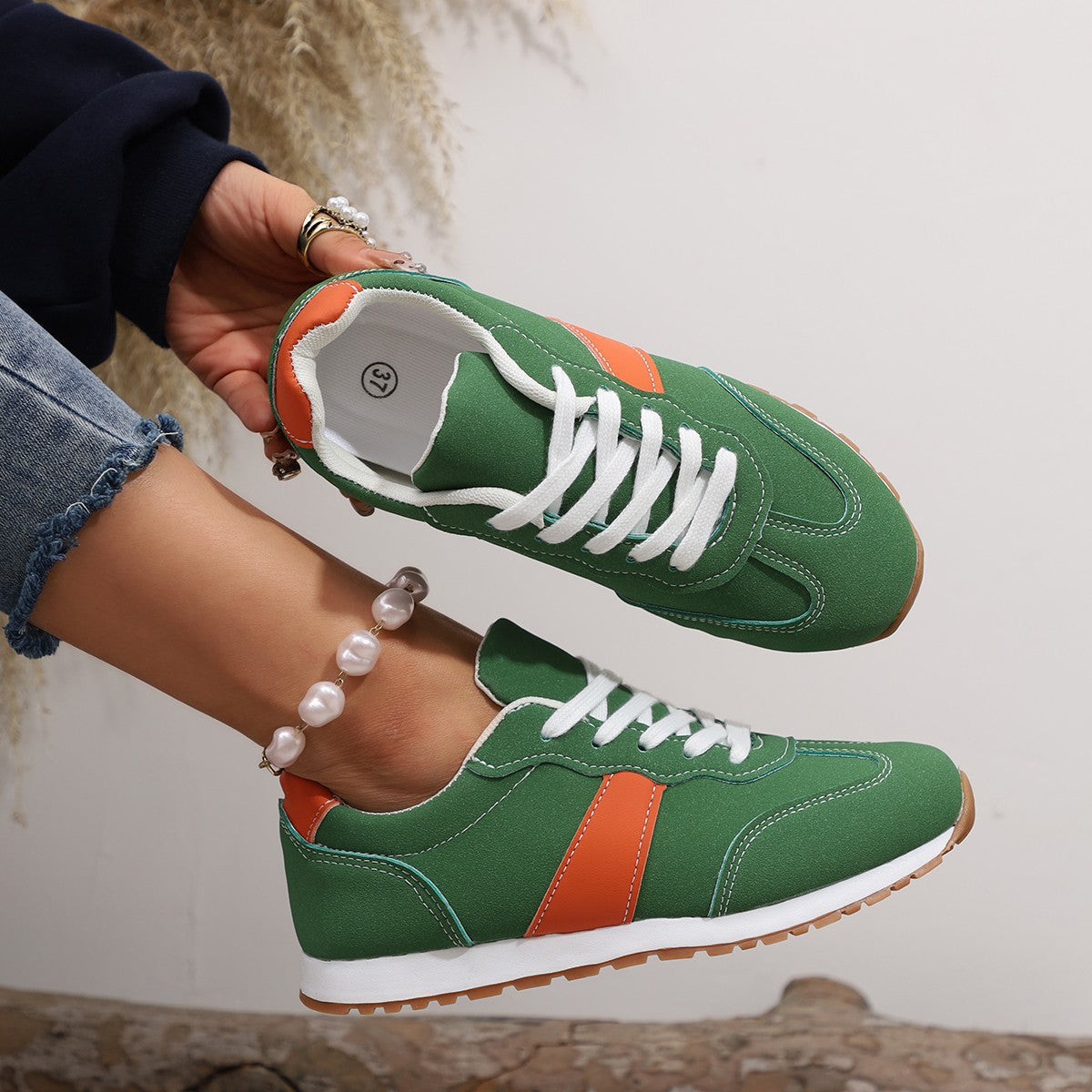 Womens Round-toe Lace-up Casual Thick-soled Elevating Sneakers 