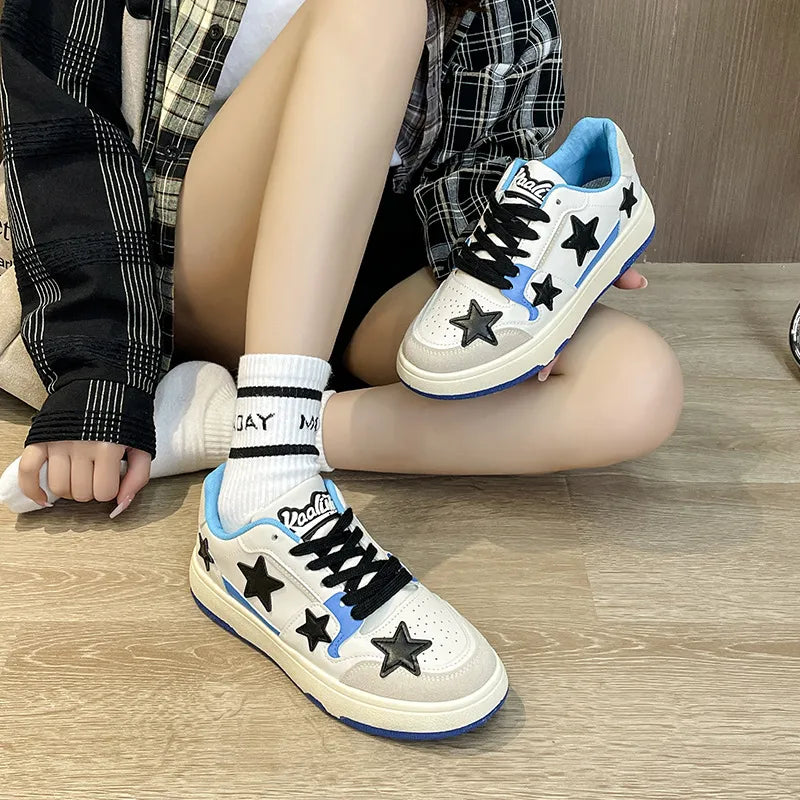 Contrast Star Round Toe Athletic Sneakers  Sneakers