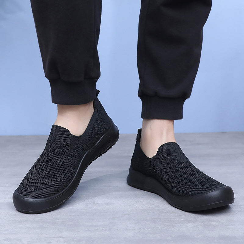 Comfortable and breathable thick soled sports shoes with soft soles for outdoor dad shoes  walking shoes