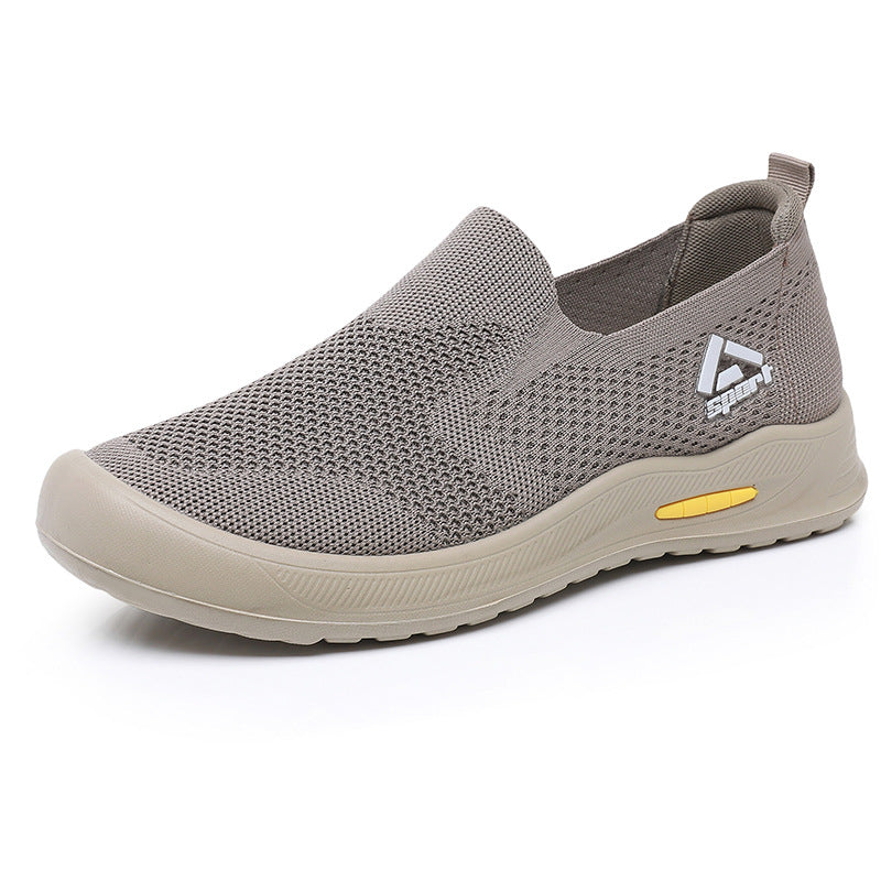 Comfortable and breathable thick soled sports shoes with soft soles for outdoor dad shoes  walking shoes