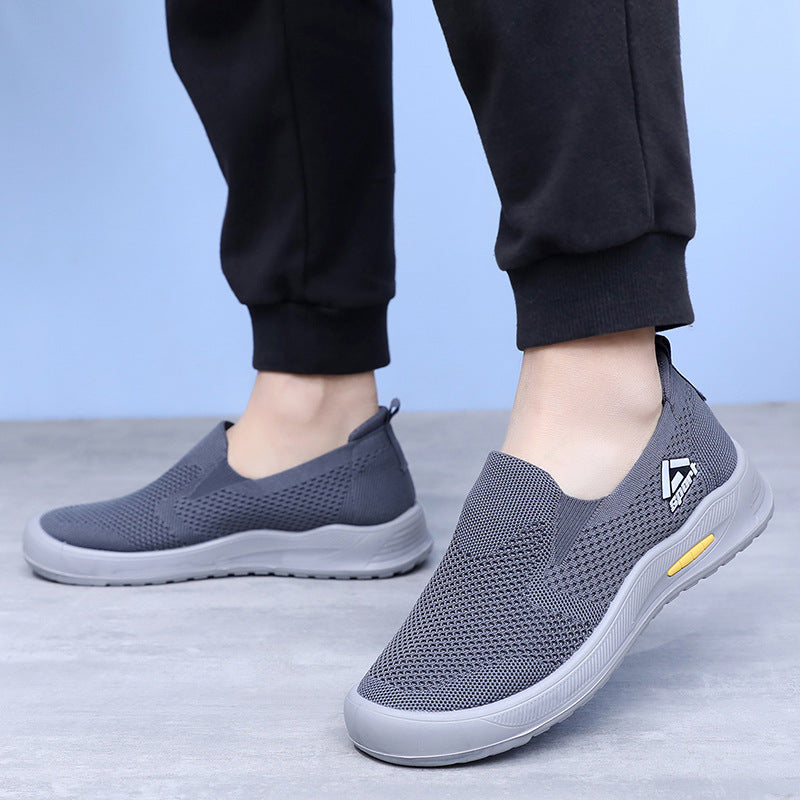 Comfortable and breathable thick soled sports shoes with soft soles for outdoor dad shoes  walking shoes