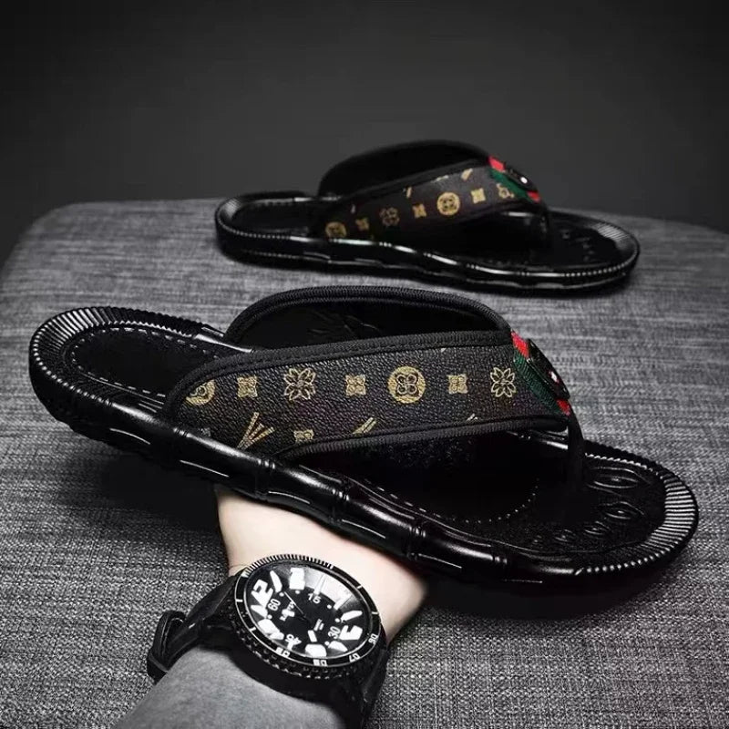 Summer Slippers Men Flip Flops Beach Sandals Non-slip Casual Flat Shoes Slippers Indoor House Shoes for Men Outdoor Slides  casual slippers