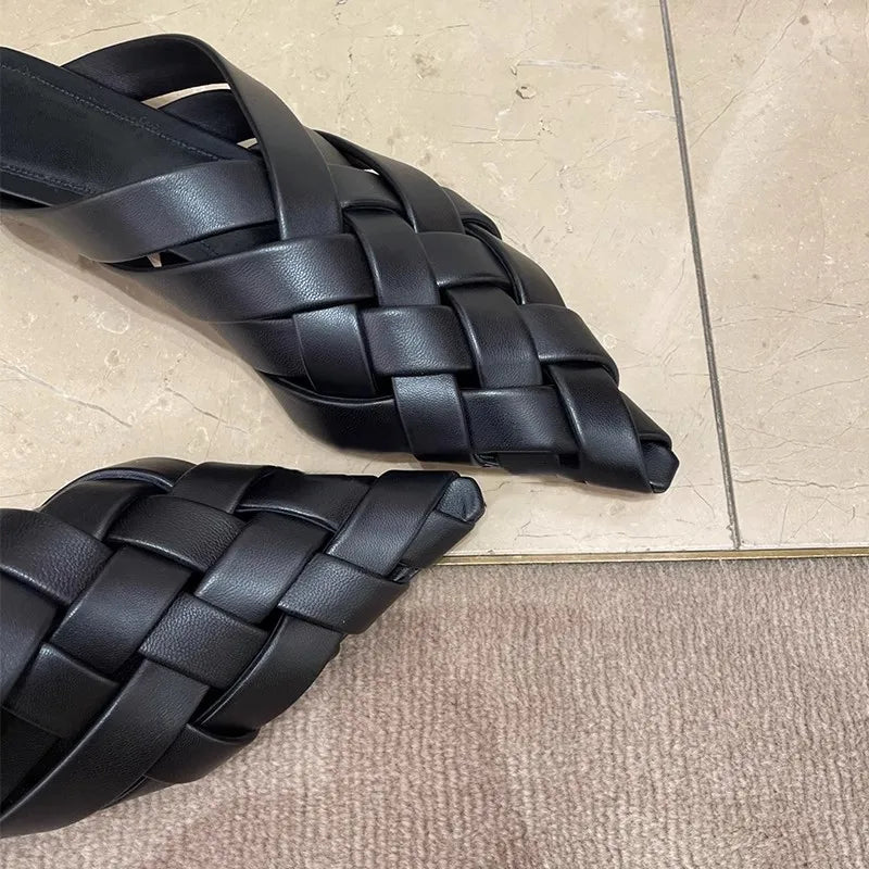 Fashion Women Slippers Pointed Toe Shallow Slip On Mules Shoes Black Summer Slides Slippers Flats Heeled Mules Shoes  casual slippers