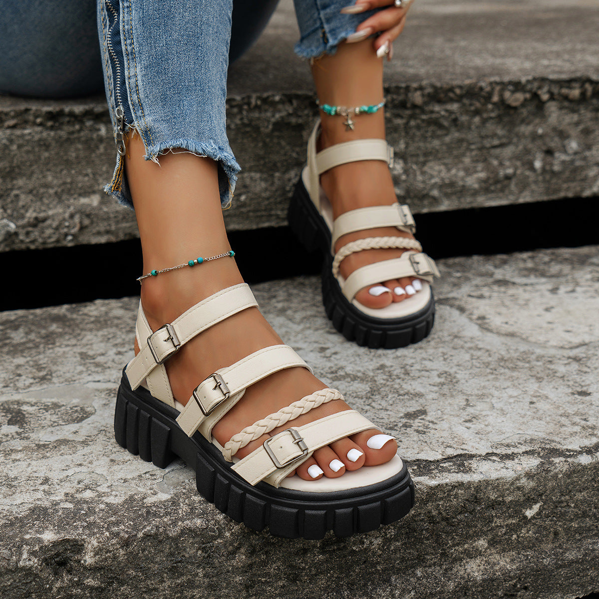 Women's Sponge Cake Thick-soled Open-toe Sandals  casual slippers