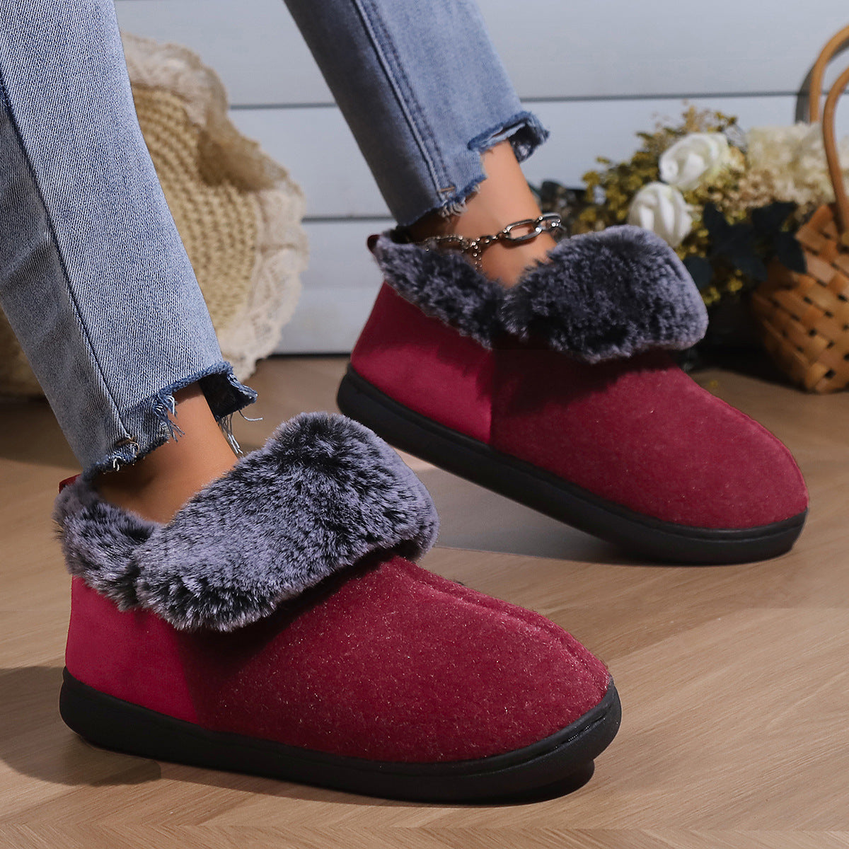 Women’s Felt-Fur Collar Indoor Winter Shoes | Cozy Slip-Ons 