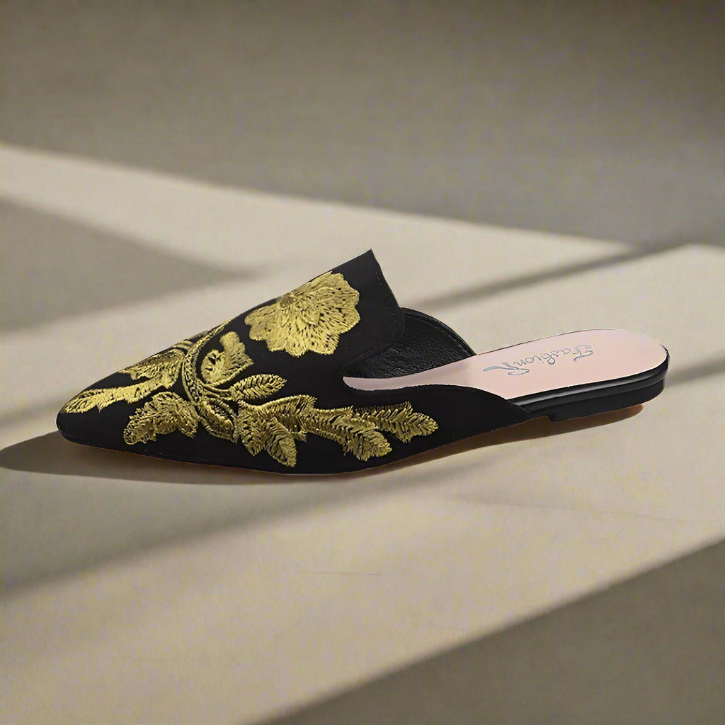 Baotou Embroidered Slippers Women's Summer National Style Fashion  casual slippers