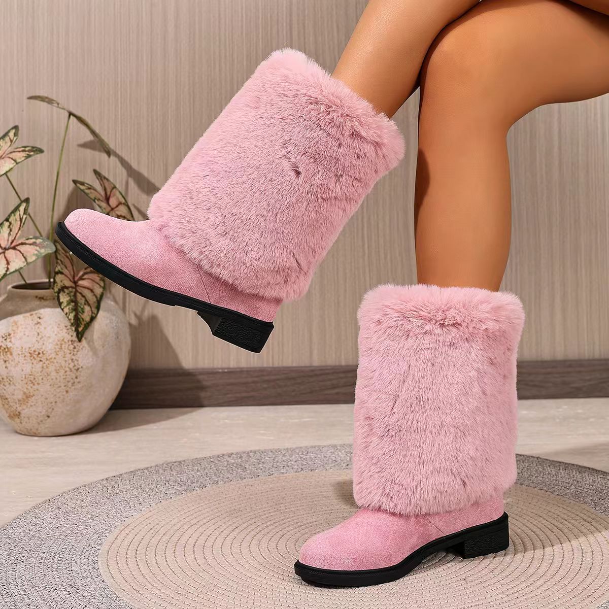 Womens Chunky Heeled Snow Boots 